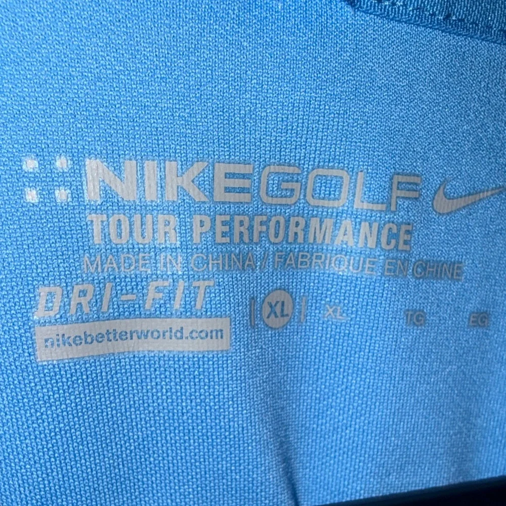 Nike Men's UNC Chapel Hill Finley Golf Course Carolina Blue Polo Shirt - Picture 2 of 5